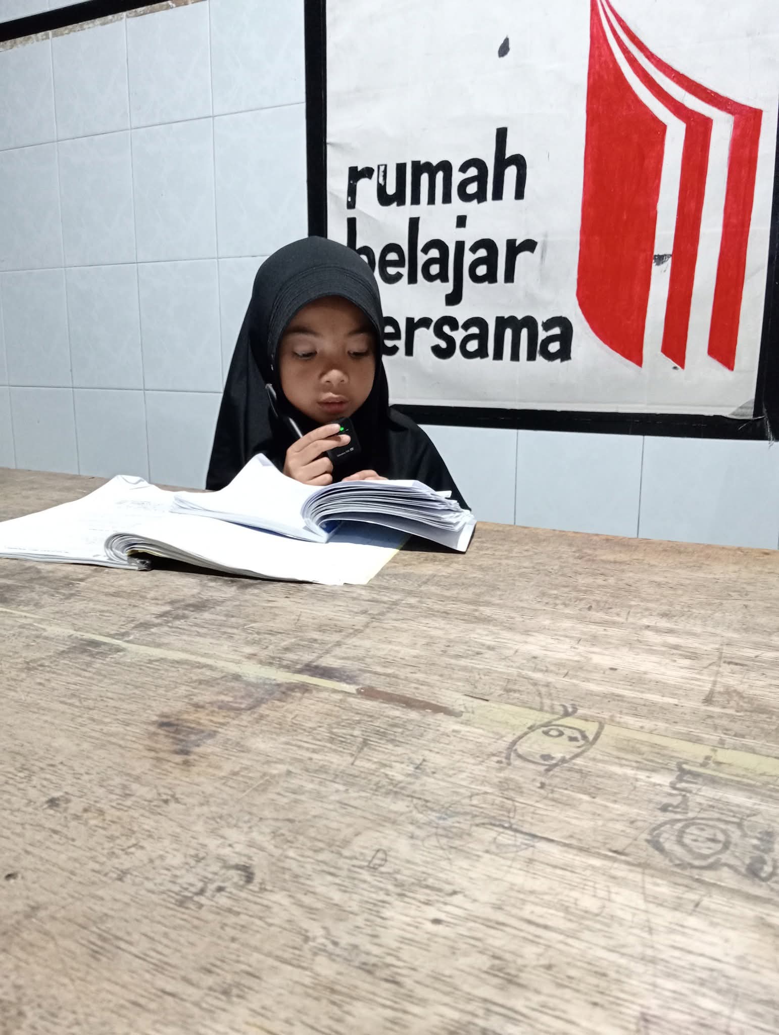 Berprestasi di Olahraga dan Pendidikan